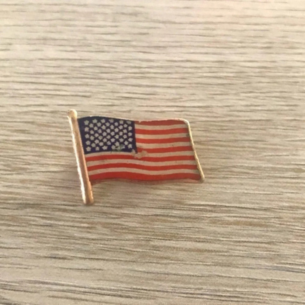 Vintage USA Flag Brooch